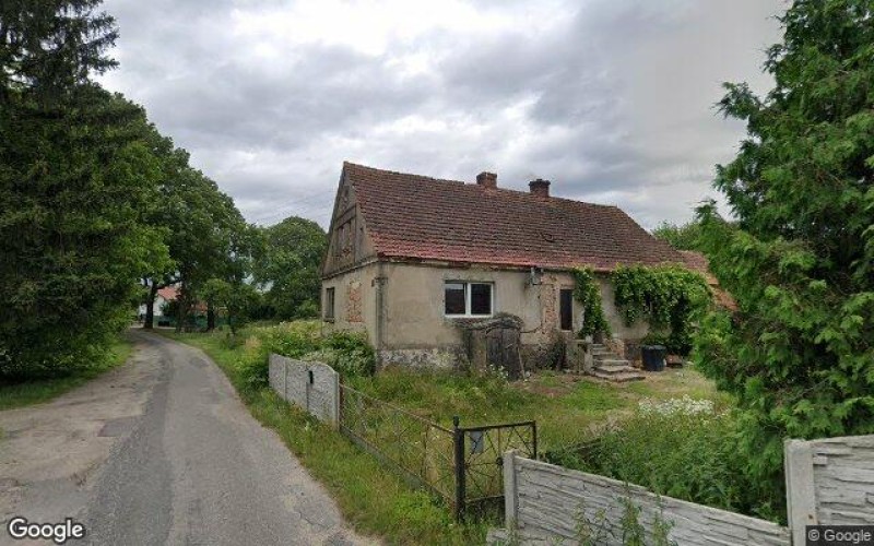 Dom w miejscowości Gola, Gola (lubuskie). Działki numer: 3/3, 3/1, 3/2. Domy. Gola, 66-615, Gola, (woj. lubuskie)