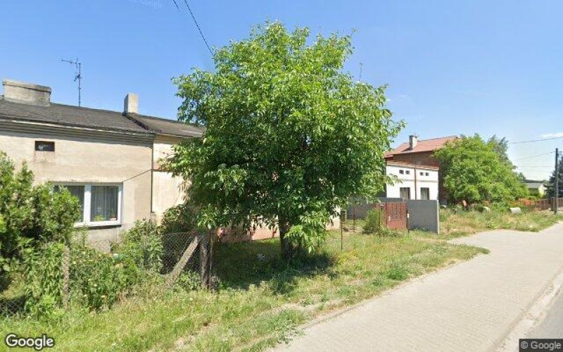 Dom w miejscowości Pabianice, 20 Stycznia 118 (łódzkie). Działka numer: 32/3. Domy. 20 Stycznia 118, 95-200, Pabianice, (woj. łódzkie)