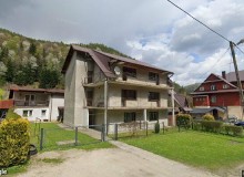 Dom w miejscowości Piwniczna-Zdrój, Piwniczna-Zdrój (małopolskie). Działka numer: 2920/4. Piwniczna-Zdrój, 33-350, Piwniczna-Zdrój, (woj. małopolskie)