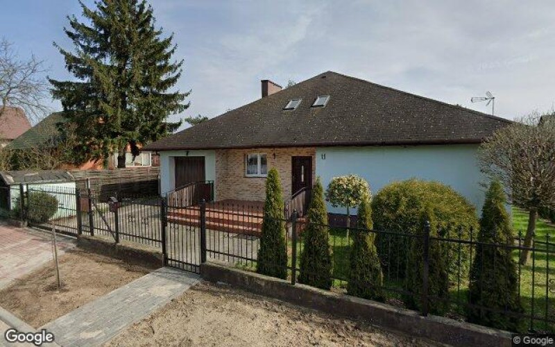 Dom w miejscowości Brodnica, Południowa 11 (kujawsko-pomorskie). Działka numer: 100/2. Domy. Południowa 11, 87-300, Brodnica, (woj. kujawsko-pomorskie)