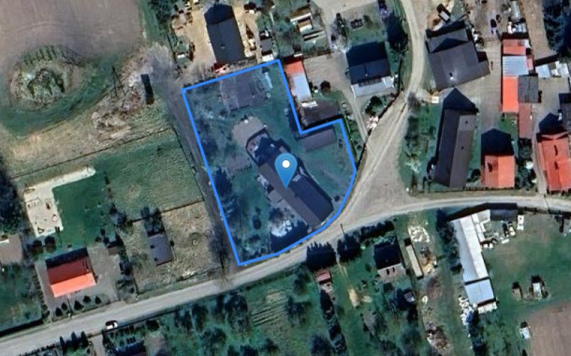 Nieruchomość w miejscowości Karczewie, Karczewie 12 (zachodniopomorskie). Inne. Karczewie 12, 72-310, Karczewie, (woj. zachodniopomorskie)